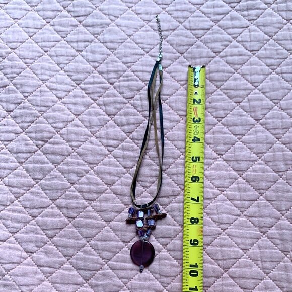 CREATION - Short Necklace - Violet pendant - black & brown ribbons - Picture 5 of 7